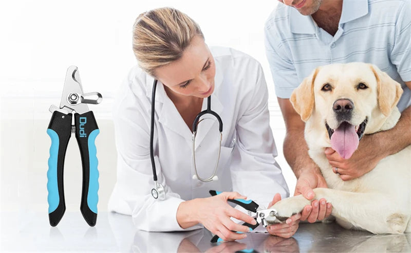 Professional Pet Nail Clippers with Safety Guard – Stainless Steel for Dogs & Cats